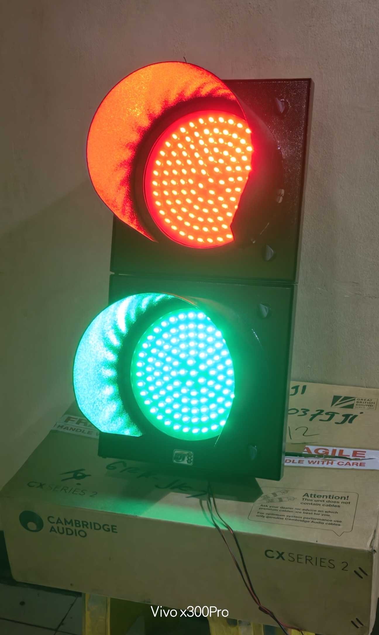Traffic Light 30cm 2 Aspek (RG)